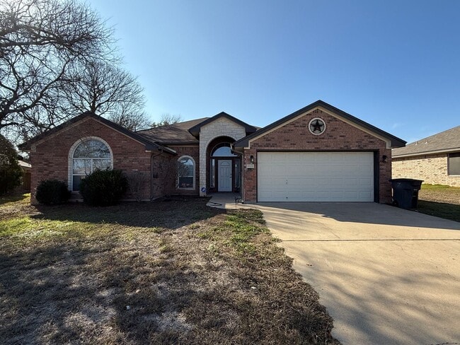 property at 5609 Hunters Ridge Trail