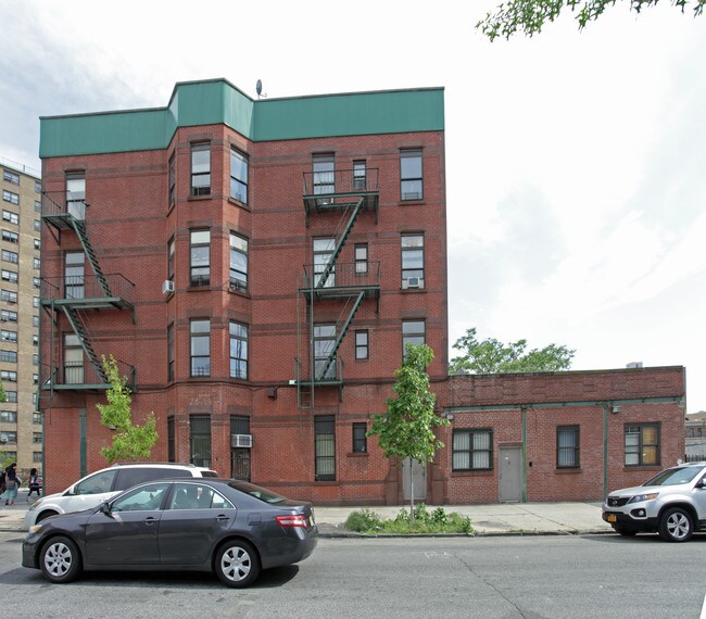 146 Marcus Garvey Blvd in Brooklyn, NY - Building Photo - Building Photo