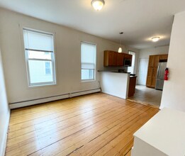 52 Delle Ave, Unit 2 in Boston, MA - Building Photo - Building Photo