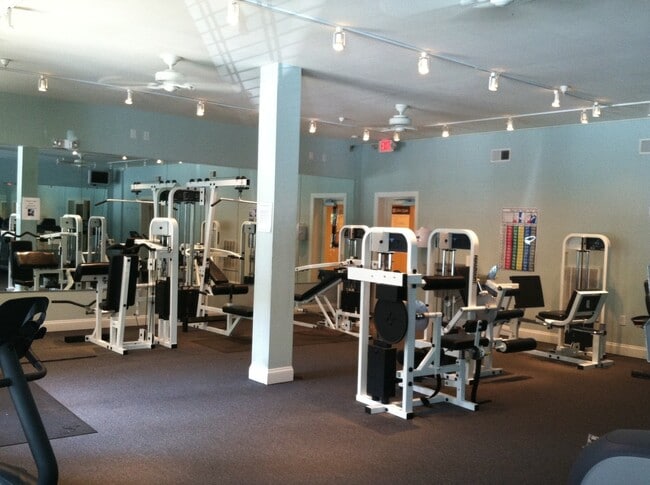 750 Walker Square in Charlottesville, VA - Building Photo - Building Photo