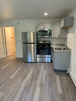 551 N Robin Cir in Wasilla, AK - Building Photo