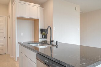 27826 Western Crk Ct in Katy, TX - Building Photo - Building Photo