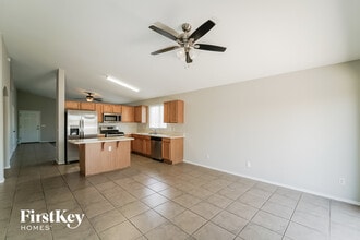 4556 W Rose Mist Way in Tucson, AZ - Building Photo - Building Photo