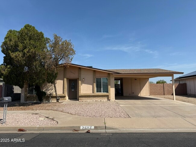property at 2650 W Isabella Ave
