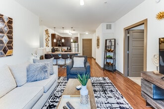 2700 Capitol Park in Tuscaloosa, AL - Foto de edificio - Building Photo