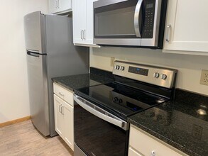 Hamilton Pointe in Madison, WI - Building Photo - Building Photo