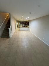 1578 W Artesia Sq in Gardena, CA - Building Photo - Building Photo