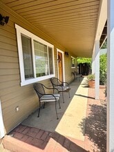 133 Prospect St in Oak View, CA - Building Photo - Building Photo