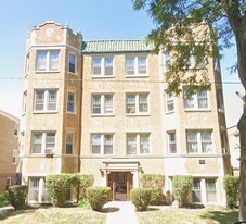 2724 W Farragut Ave in Chicago, IL - Building Photo