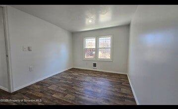 1119 Prospect Ave in Scranton, PA - Building Photo - Building Photo
