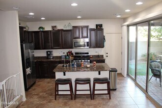 3457 S Swan Dr in Gilbert, AZ - Building Photo - Building Photo