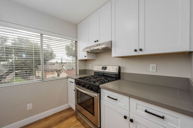 property at 203 W 3rd Ave