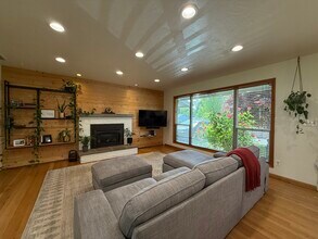 14030 SE Rupert Dr in Milwaukie, OR - Building Photo - Building Photo