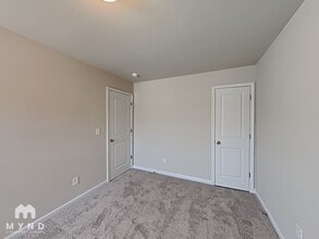 4940 Lower Elm St in Atlanta, GA - Building Photo - Building Photo