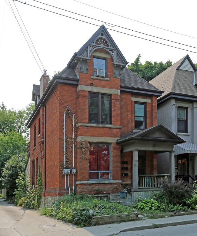 253 Caroline St S in Hamilton, ON - Building Photo - Primary Photo