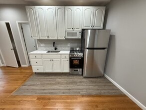 83 Haven St in Reading, MA - Building Photo - Building Photo