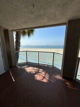 1500 E Ocean Blvd in Long Beach, CA - Building Photo - Building Photo