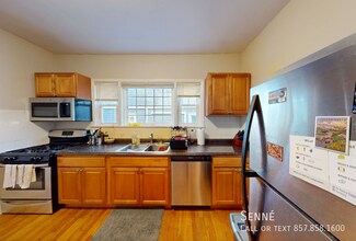 21 Tufts St in Cambridge, MA - Building Photo - Building Photo