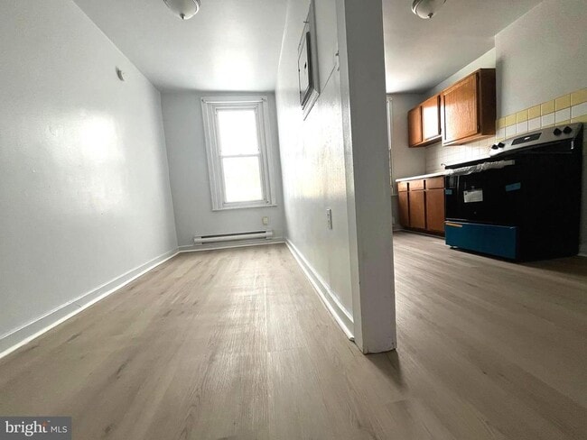 property at 2130 W Spencer Ave
