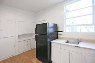 1243 Pine St in San Francisco, CA - Building Photo - Building Photo