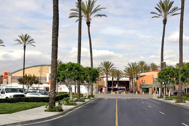 Apartments for rent in Wrigley, CA