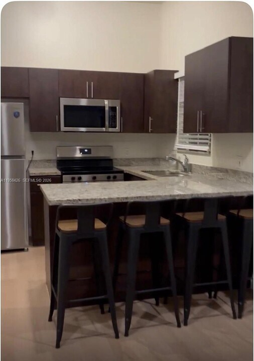 3356 Bird Ave in Miami, FL - Foto de edificio