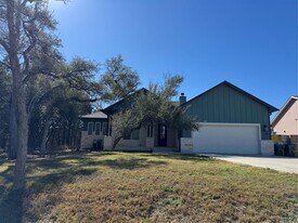 30 Acacia Dr in Wimberley, TX - Building Photo