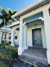 3956 Poinciana Ln in Hollywood, FL - Building Photo - Building Photo