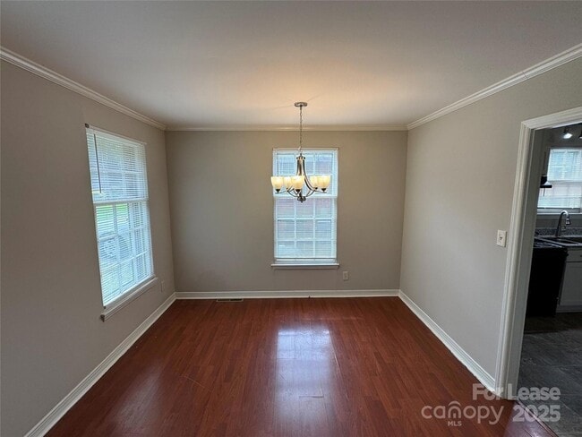 2116 Finchley Dr in Charlotte, NC - Building Photo - Building Photo