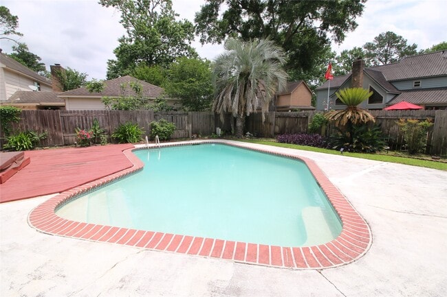 7506 Pine Green Ln in Humble, TX - Building Photo - Building Photo