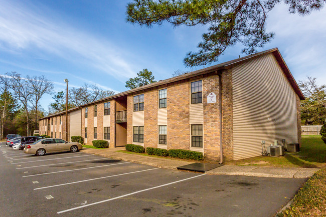 Country Crossing Apartments