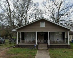 1317 Sloan Ave in Birmingham, AL - Building Photo