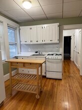 34 Titcomb St in Newburyport, MA - Building Photo - Building Photo