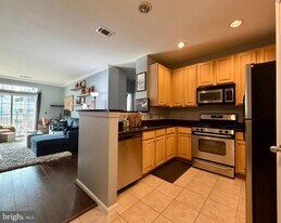 2321 25th St S in Arlington, VA - Building Photo