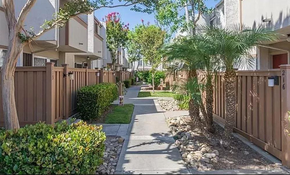 3550 Ruffin Rd in San Diego, CA - Building Photo