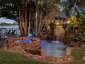 7521 SW 56th St in Miami, FL - Building Photo