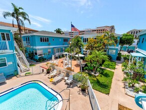 483 E Shore Dr in Clearwater, FL - Building Photo - Building Photo