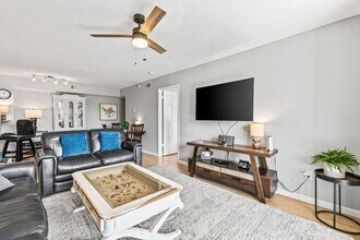 145 Yacht Club Way in Hypoluxo, FL - Building Photo - Building Photo