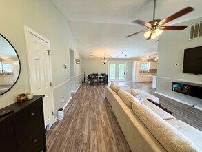 639 Veryfine Dr in Fountain Inn, SC - Building Photo - Building Photo