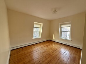 17 Tufts St, Unit 3 in Cambridge, MA - Building Photo - Building Photo