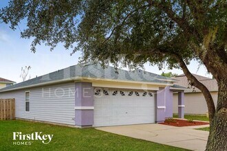 518 MacKenzie Cir in St. Augustine, FL - Building Photo - Building Photo