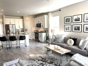 732 Sage Forest Ln in Colorado Springs, CO - Building Photo - Building Photo