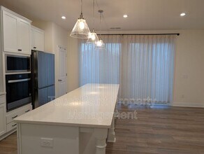 4122 Alexander Vw Dr in Charlotte, NC - Building Photo - Building Photo