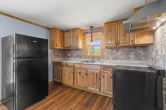 8007 E 256th St in Freeman, MO - Building Photo - Building Photo