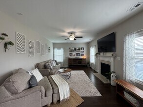 127 Ledford Ave in Raeford, NC - Building Photo - Building Photo