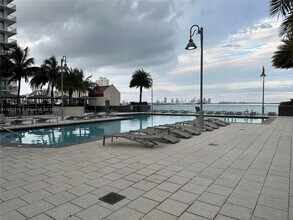 1155 Brickell Bay Dr, Unit 603 in Miami, FL - Building Photo - Building Photo
