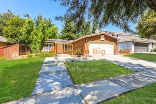 1493 Evergreen Ave in Beaumont, CA - Building Photo