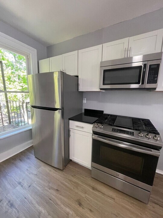 192 Lander St in Newburgh, NY - Building Photo