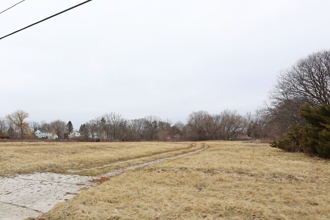The Ardin in Glendale, WI - Building Photo - Building Photo