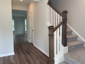 2903 Siebold Dr in North Charleston, SC - Foto de edificio - Building Photo